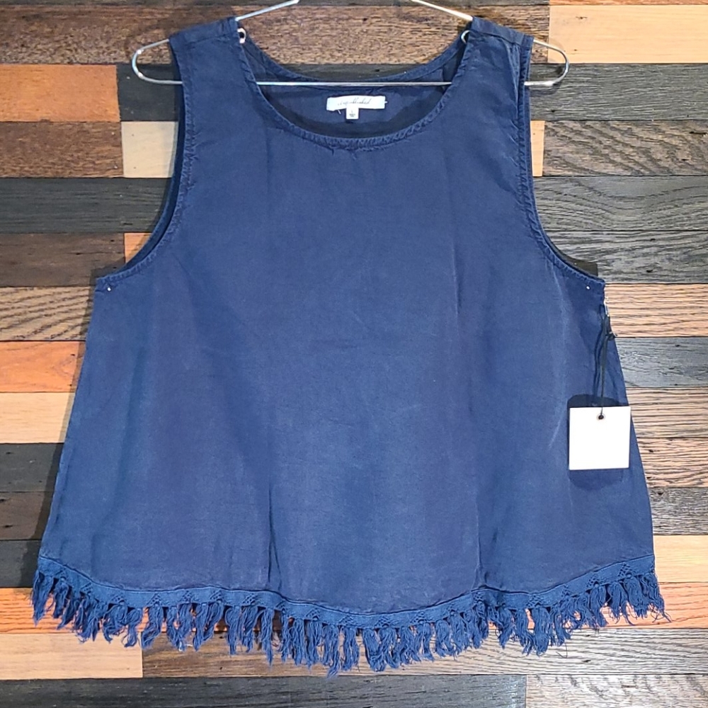 NEW UNPUBLISHED SLEEVELESS BLOUSE SIZE L